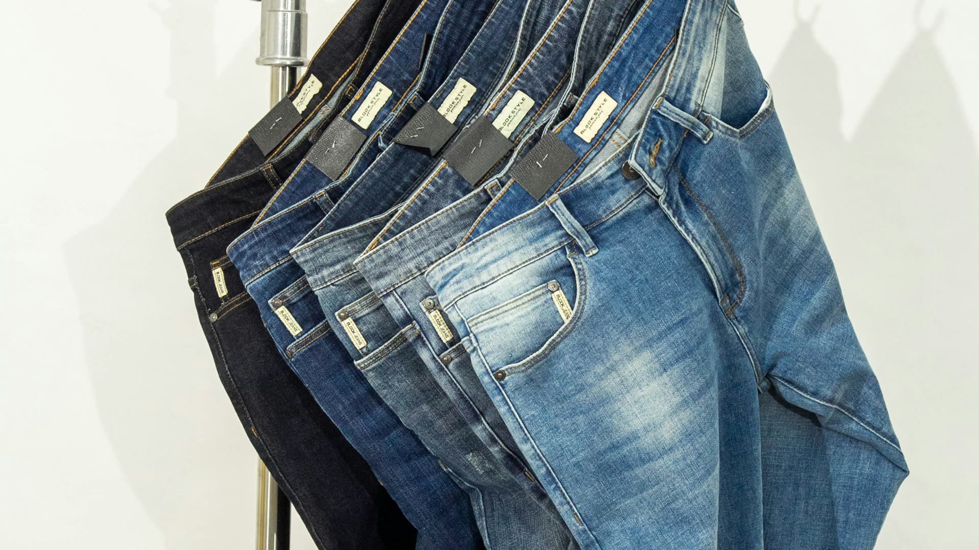 创佳Jeans 牛仔服饰产品
